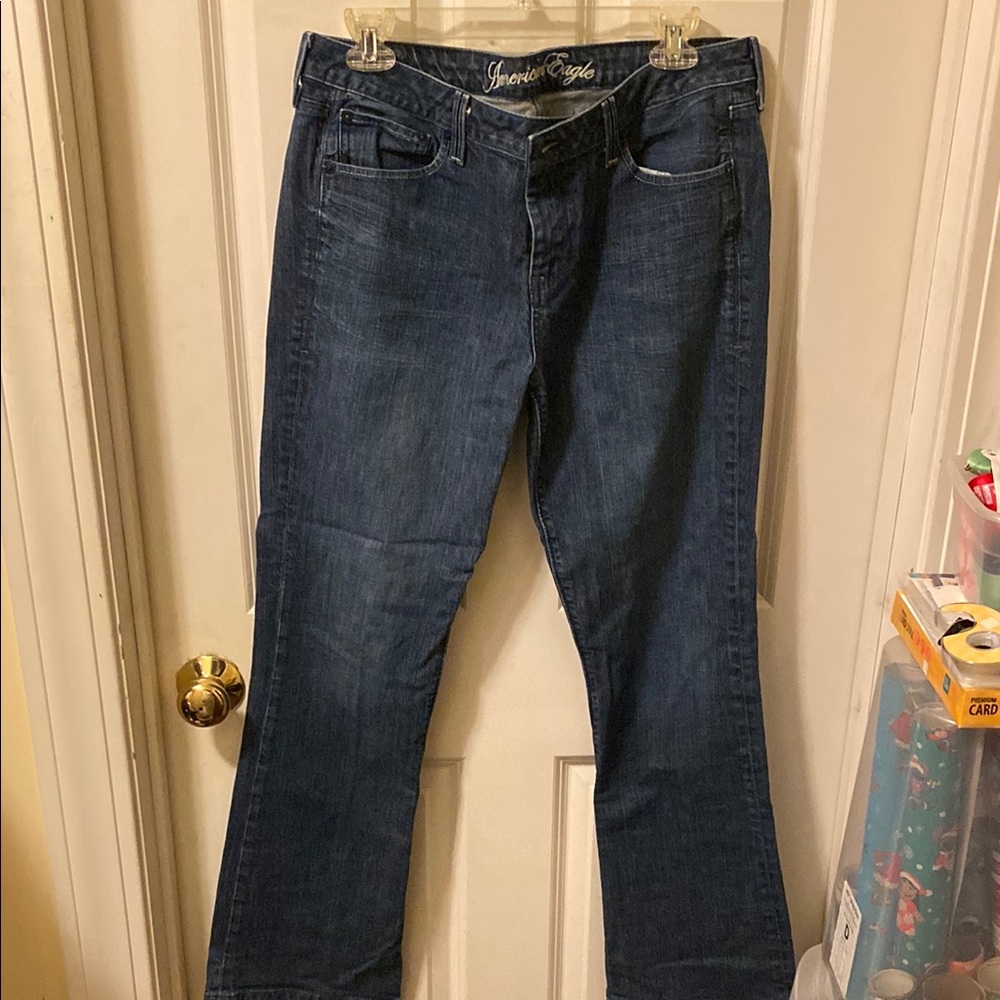 American Eagle women’s jeans